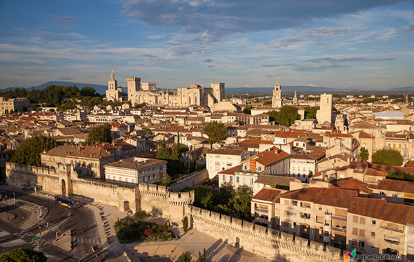 Доставка посылок из Авиньона в Россию